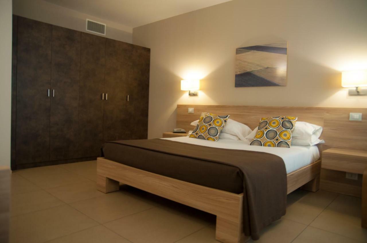 Hotel Dimorae Rooms And Suites - Apartments Civitanova Marche Exterior foto